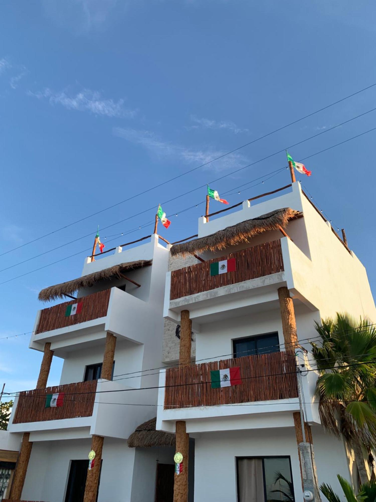 Casa Delfines Rio Lagartos Hotel Exterior photo